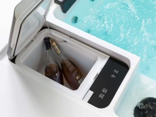Getränkekühler integriert im eigenen Whirlpool
